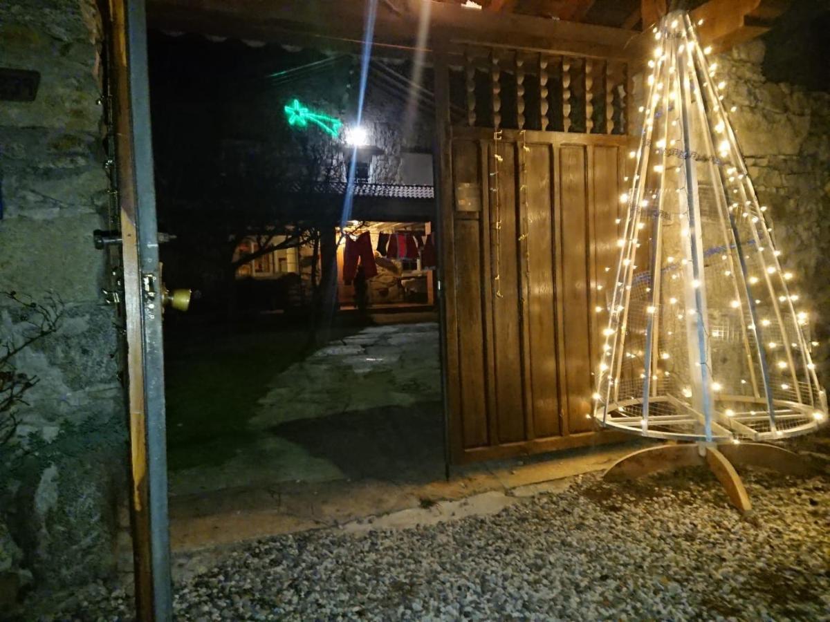 ナバレドンダ・デ・グレドス Ermita De Gredosヴィラ エクステリア 写真
