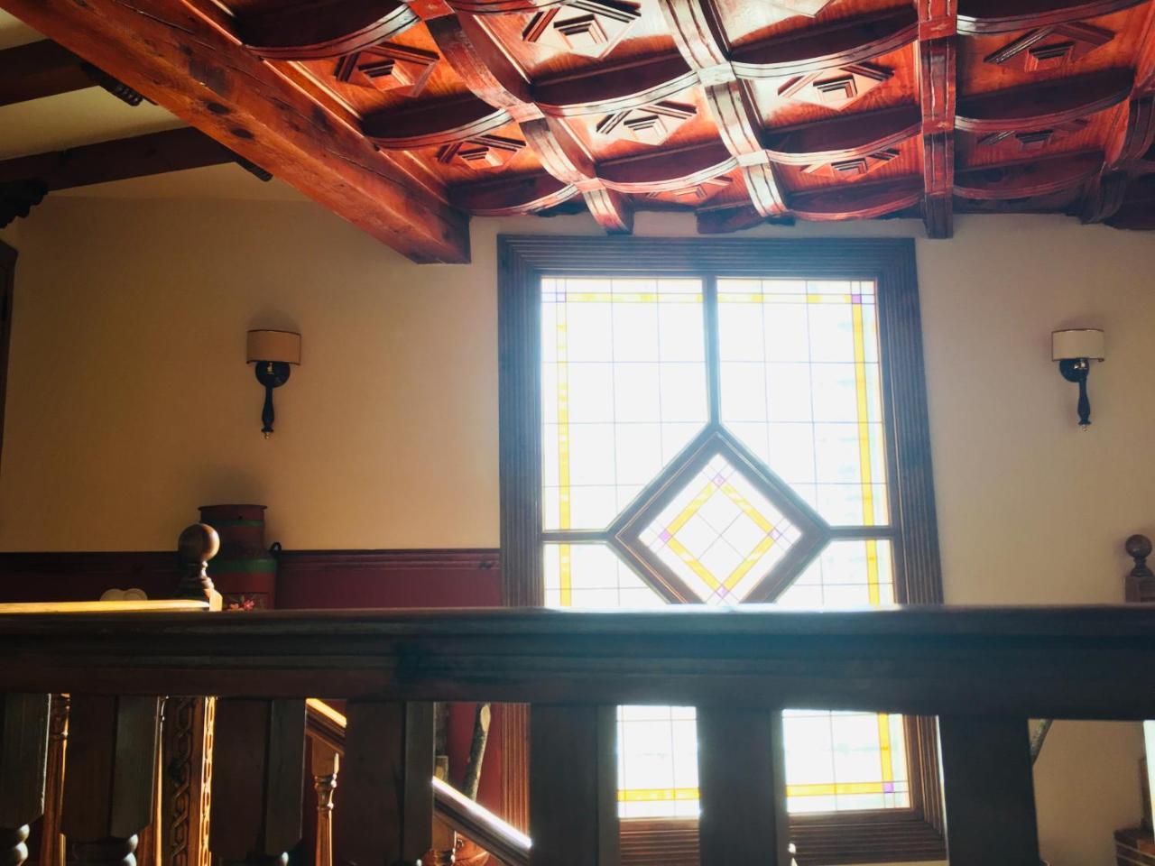 ナバレドンダ・デ・グレドス Ermita De Gredosヴィラ エクステリア 写真
